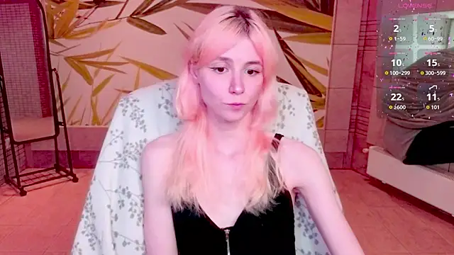 Snapshot of fleximona chatting on July 17, 2026, 9:27 am fleximona online show from July 17, 2026, 9:27 am
