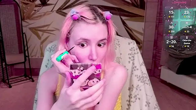 Snapshot of fleximona chatting on July 19, 2026, 9:02 am fleximona online show from July 19, 2026, 9:02 am