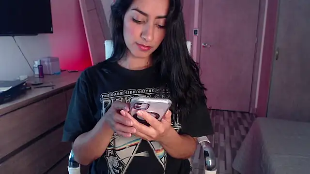 Brown skin11 online show from September 22, 2025, 9:17 pm