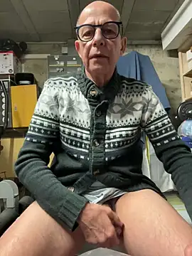 Relnnet online show from December 4, 2024, 10:30 pm