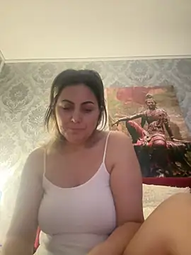 Snapshot of Emma_roqueen chatting on February 25, 2025, 9:24 pm Emma roqueen online show from February 25, 2025, 9:24 pm