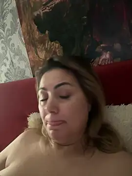 Snapshot of Emma_roqueen chatting on March 20, 2025, 10:29 pm Emma roqueen online show from March 20, 2025, 10:29 pm