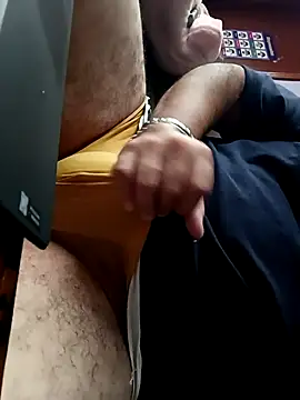 Osito 31 online show from September 19, 2025, 2:18 pm