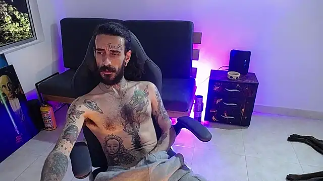 harry reems1 online show from December 15, 2025, 4:06 am