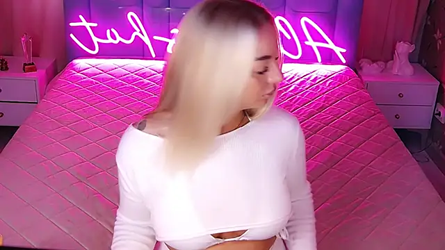 AllwaysHotJ online show from February 3, 2026, 3:15 am