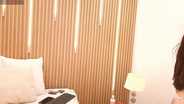 KimSensual  online show from March 25, 2026, 12:33 pm