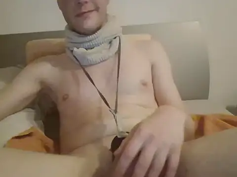 iluvhottenns online show from June 10, 2026, 12:55 am