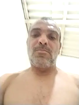 Henrifalcao online show from September 24, 2025, 2:04 am