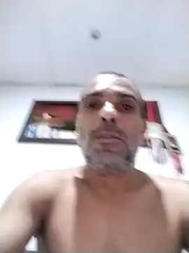 Henrifalcao online show from October 17, 2025, 9:39 pm