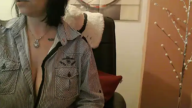 Snapshot of algodonyfresa chatting on February 10, 2025, 4:08 am algodonyfresa online show from February 10, 2025, 4:08 am