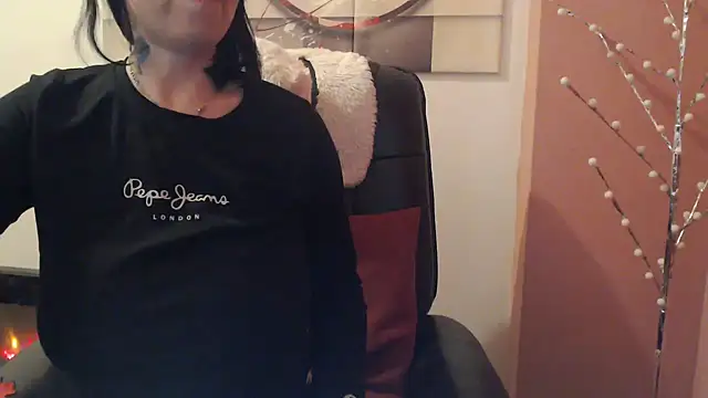 Snapshot of algodonyfresa chatting on March 20, 2025, 5:02 am algodonyfresa online show from March 20, 2025, 5:02 am