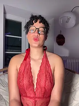 Lauyako online show from February 15, 2026, 8:49 pm