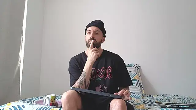 MattxFeet online show from March 31, 2026, 3:12 pm