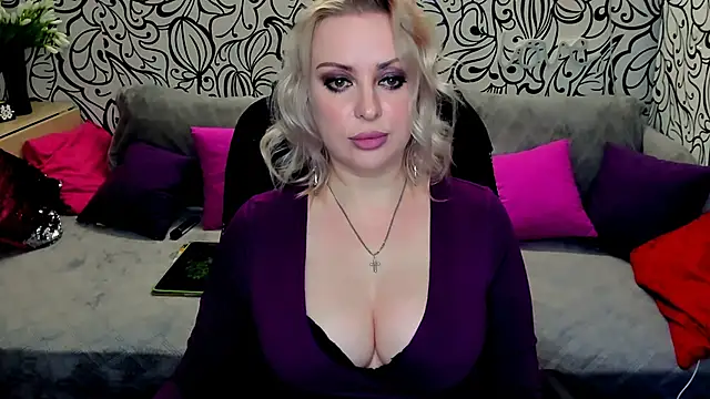 Snapshot of Hotdreamhere chatting on January 13, 2025, 2:42 pm Hotdreamhere online show from January 13, 2025, 2:42 pm