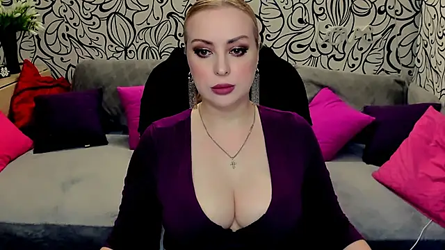 Snapshot of Hotdreamhere chatting on March 14, 2025, 10:39 am Hotdreamhere online show from March 14, 2025, 10:39 am