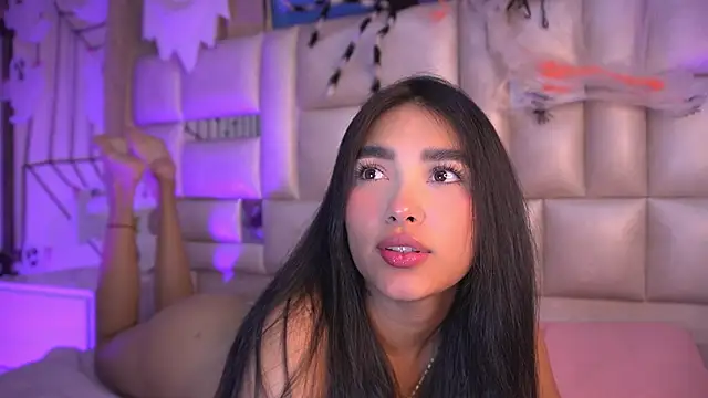 Snapshot of katy_rioss chatting on October 30, 2025, 12:17 pm katy rioss online show from October 30, 2025, 12:17 pm