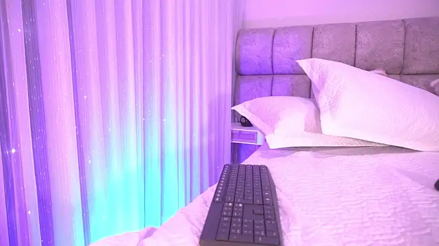 Snapshot of katy_rioss chatting on November 24, 2025, 12:16 pm katy rioss online show from November 24, 2025, 12:16 pm