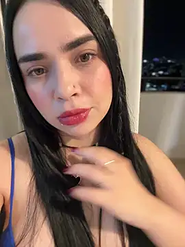 GeorginaJones online show from February 3, 2025, 11:58 pm