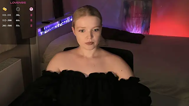 Snapshot of Ssweet_annie chatting on June 22, 2026, 7:33 pm Ssweet annie online show from June 22, 2026, 7:33 pm