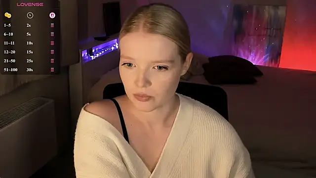 Snapshot of Ssweet_annie chatting on July 7, 2026, 5:39 pm Ssweet annie online show from July 7, 2026, 5:39 pm