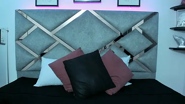 Keidy rose online show from March 12, 2025, 7:06 pm