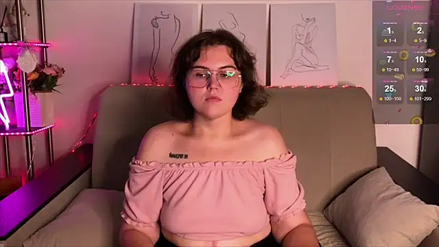 Curvy Jane online show from September 17, 2025, 9:11 am