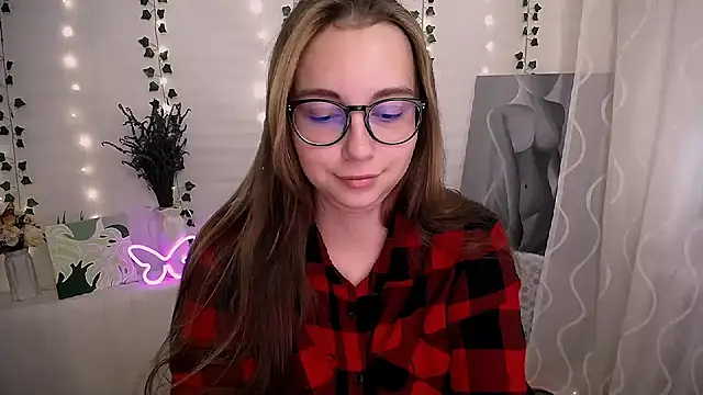 SweetPrincess  online show from September 10, 2025, 5:51 am