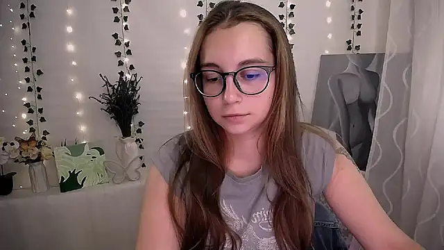 SweetPrincess  online show from September 11, 2025, 7:30 am