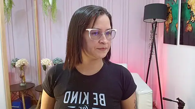 Snapshot of Britney_taylor_ chatting on January 16, 2025, 7:10 pm Britney taylor online show from January 16, 2025, 7:10 pm