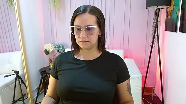 Snapshot of Britney_taylor_ chatting on January 21, 2025, 6:45 pm Britney taylor online show from January 21, 2025, 6:45 pm