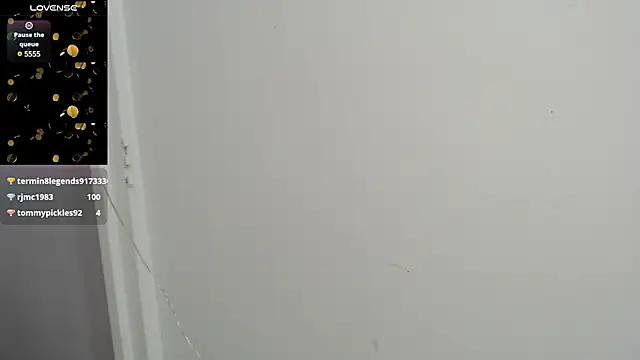 Snapshot of amy_le01 chatting on January 27, 2025, 4:33 pm amy le01 online show from January 27, 2025, 4:33 pm