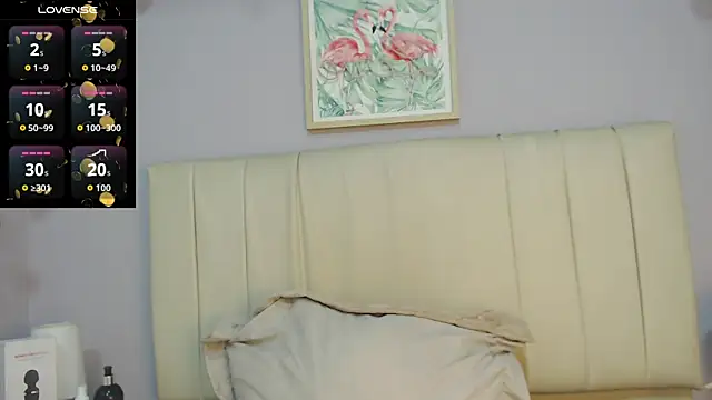 Snapshot of amy_le01 chatting on September 27, 2025, 1:27 pm amy le01 online show from September 27, 2025, 1:27 pm