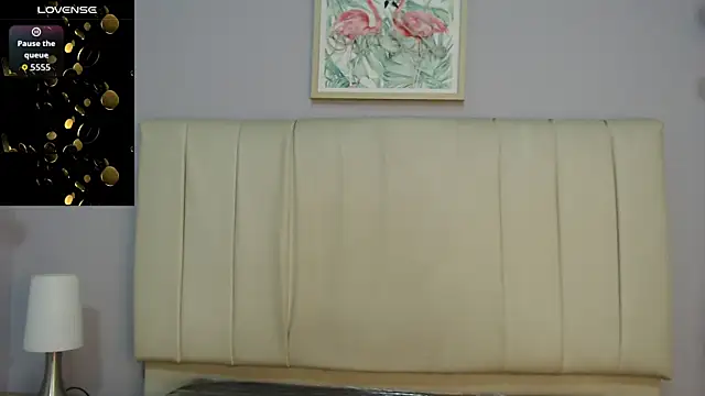 Snapshot of amy_le01 chatting on October 23, 2025, 1:32 pm amy le01 online show from October 23, 2025, 1:32 pm