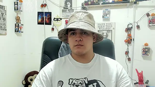 ney 22 online show from October 29, 2025, 4:26 am