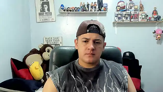 Snapshot of ney_22 chatting on May 2, 2026, 9:42 pm ney 22 online show from May 2, 2026, 9:42 pm