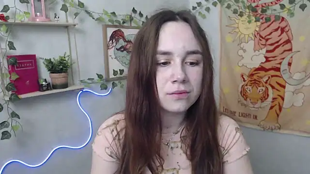 VeryVeryVeryShy  online show from April 18, 2026, 5:44 am