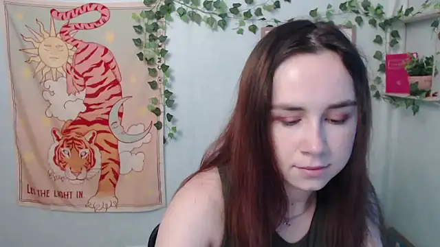 Snapshot of VeryVeryVeryShy_ chatting on June 29, 2026, 5:35 am VeryVeryVeryShy online show from June 29, 2026, 5:35 am