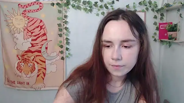 Snapshot of VeryVeryVeryShy_ chatting on July 21, 2026, 5:54 am VeryVeryVeryShy online show from July 21, 2026, 5:54 am
