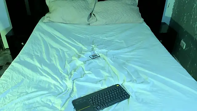 AndyWiilliams online show from January 5, 2025, 2:17 am