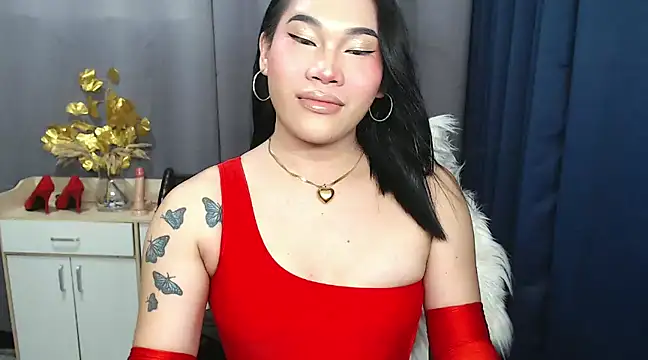 Ur Fantastic Lina online show from December 26, 2024, 1:32 pm