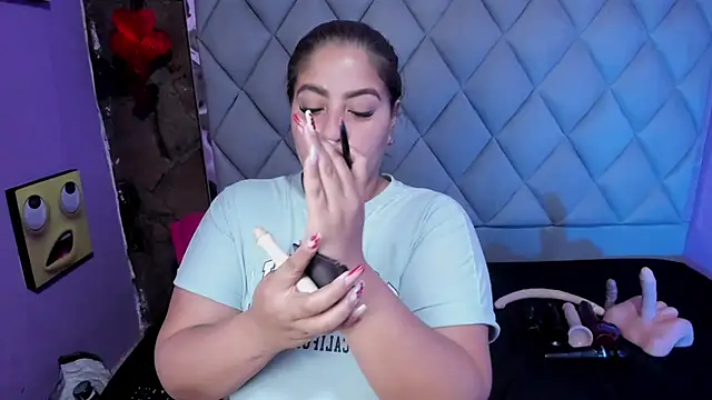 Luci SexDeep online show from February 12, 2025, 3:07 am