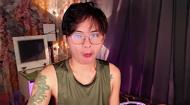 Sexy Handsome Drex online show from December 25, 2024, 5:58 am