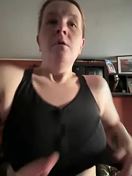 wetgerman 2 online show from March 17, 2025, 9:55 am