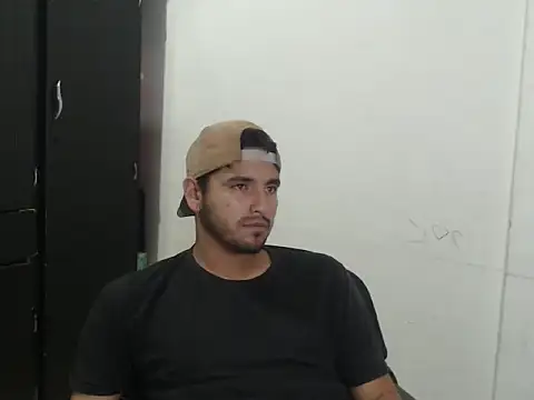 kylian 07 online show from November 5, 2025, 2:22 am