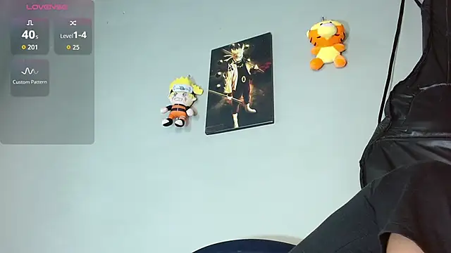 Bigcock 21cm  online show from November 10, 2025, 4:17 pm