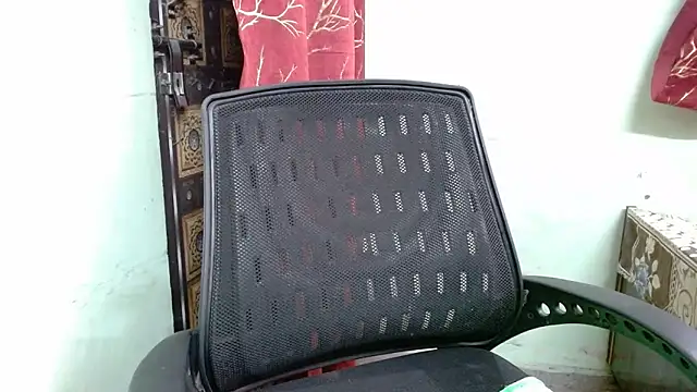 Snapshot of sweet-alia chatting on November 14, 2025, 2:05 pm sweet-alia online show from November 14, 2025, 2:05 pm