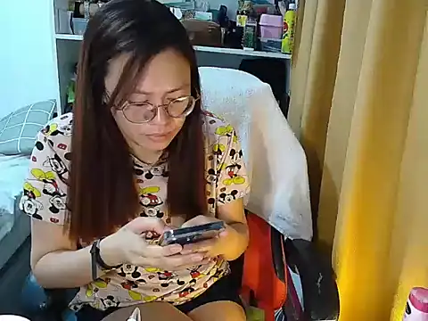 crizzybel online show from April 10, 2026, 11:09 pm