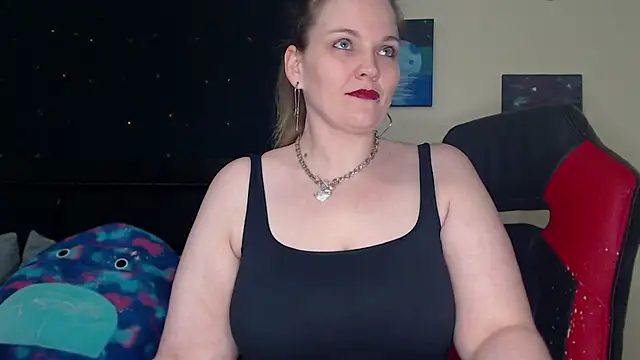 ToxicLilly online show from January 4, 2025, 1:21 pm