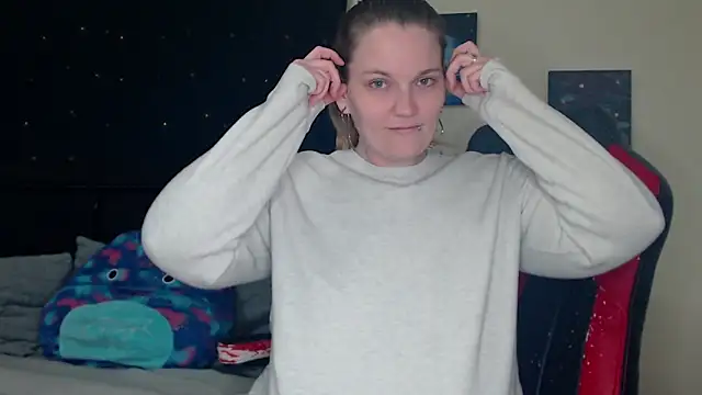 ToxicLilly online show from January 22, 2025, 11:34 am