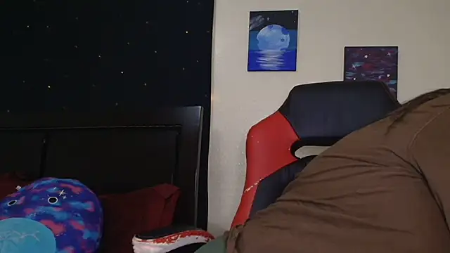 ToxicLilly online show from October 11, 2025, 9:30 am